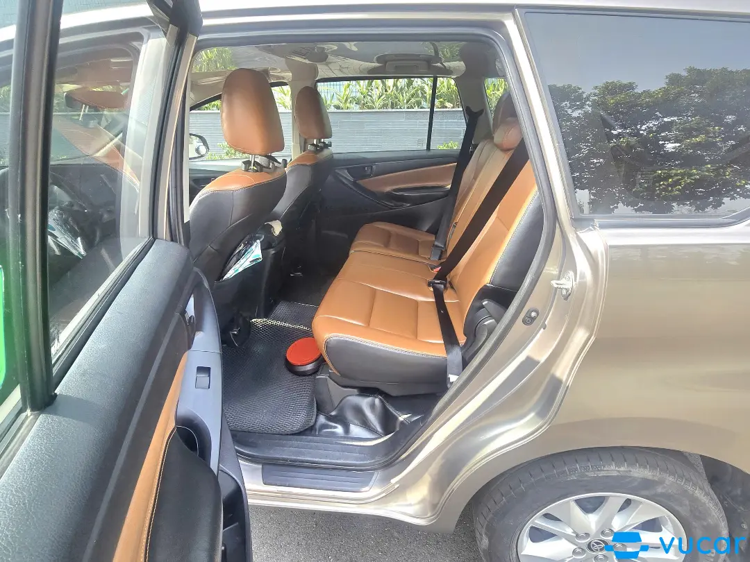 Toyota Innova E 2019  - Nội thất 6