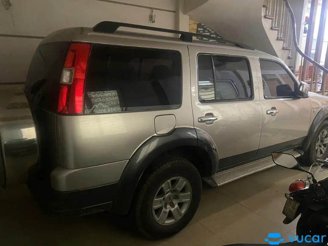 Ford Everest 2.5 AT 2008 - Ngoại thất 3
