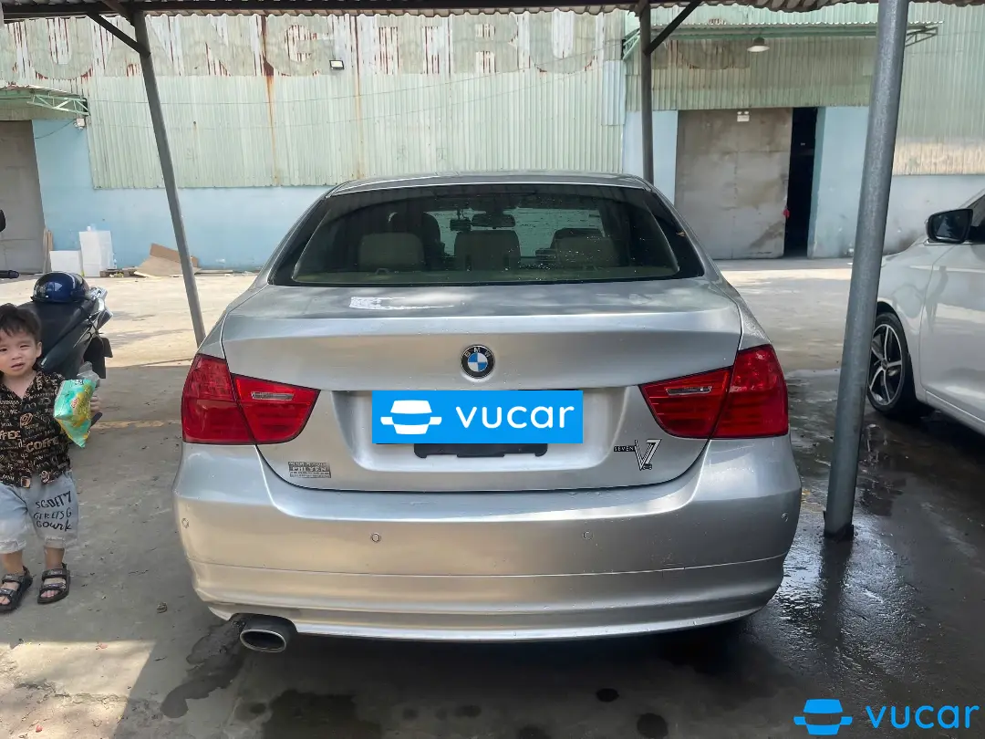 BMW 3 series 320i 2009 - Ngoại thất 4