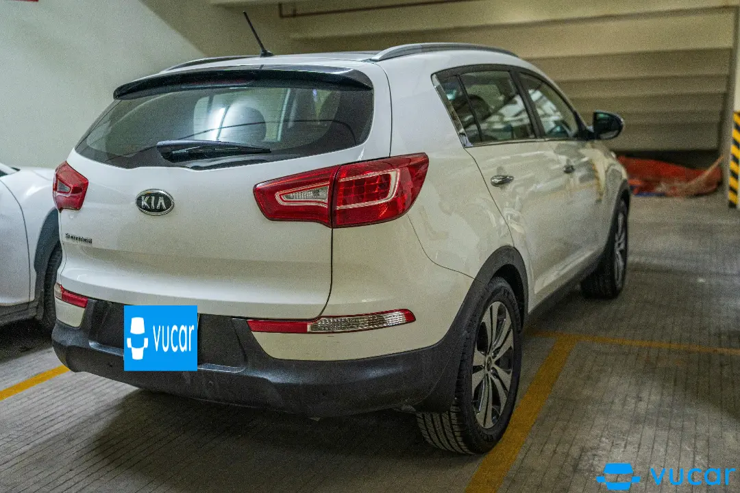 Kia Sportage 2.0 AT AWD 2011 - Ngoại thất 2
