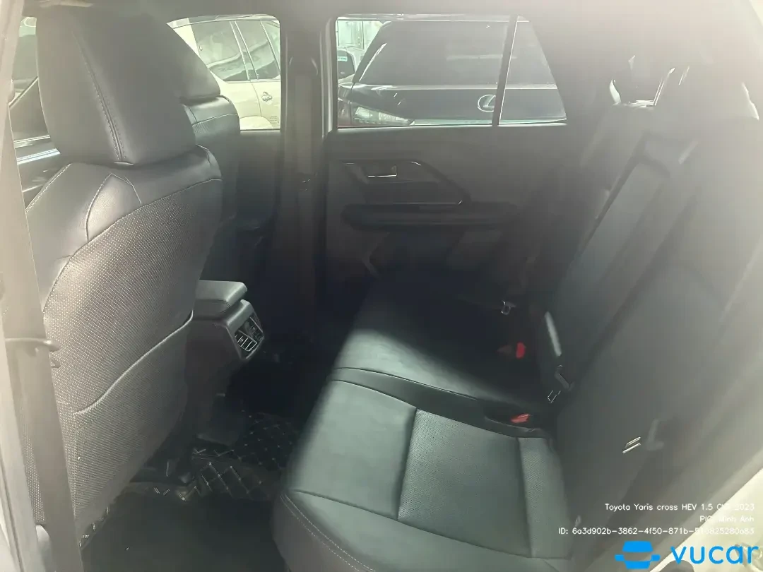 Toyota Yaris cross HEV 1.5 CVT 2023 - Nội thất 3