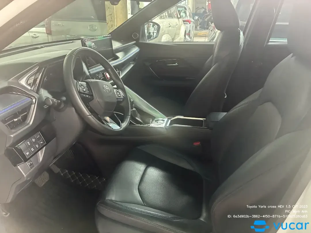Toyota Yaris cross HEV 1.5 CVT 2023 - Nội thất 4