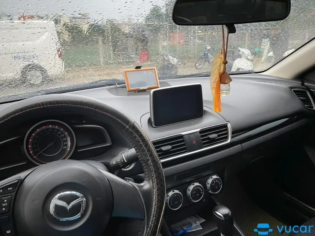 Mazda 3 1.5 AT 2015 - Nội thất 3