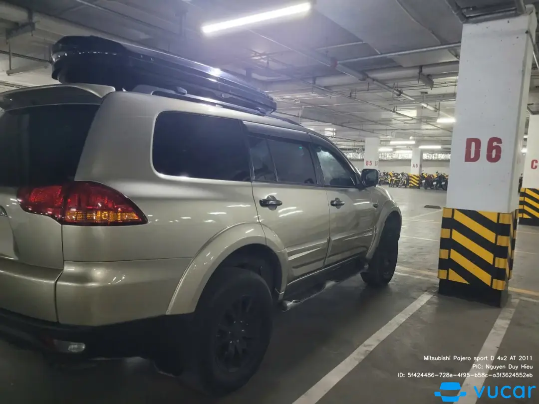 Mitsubishi Pajero sport D 4x2 AT 2011 - Ngoại thất 4
