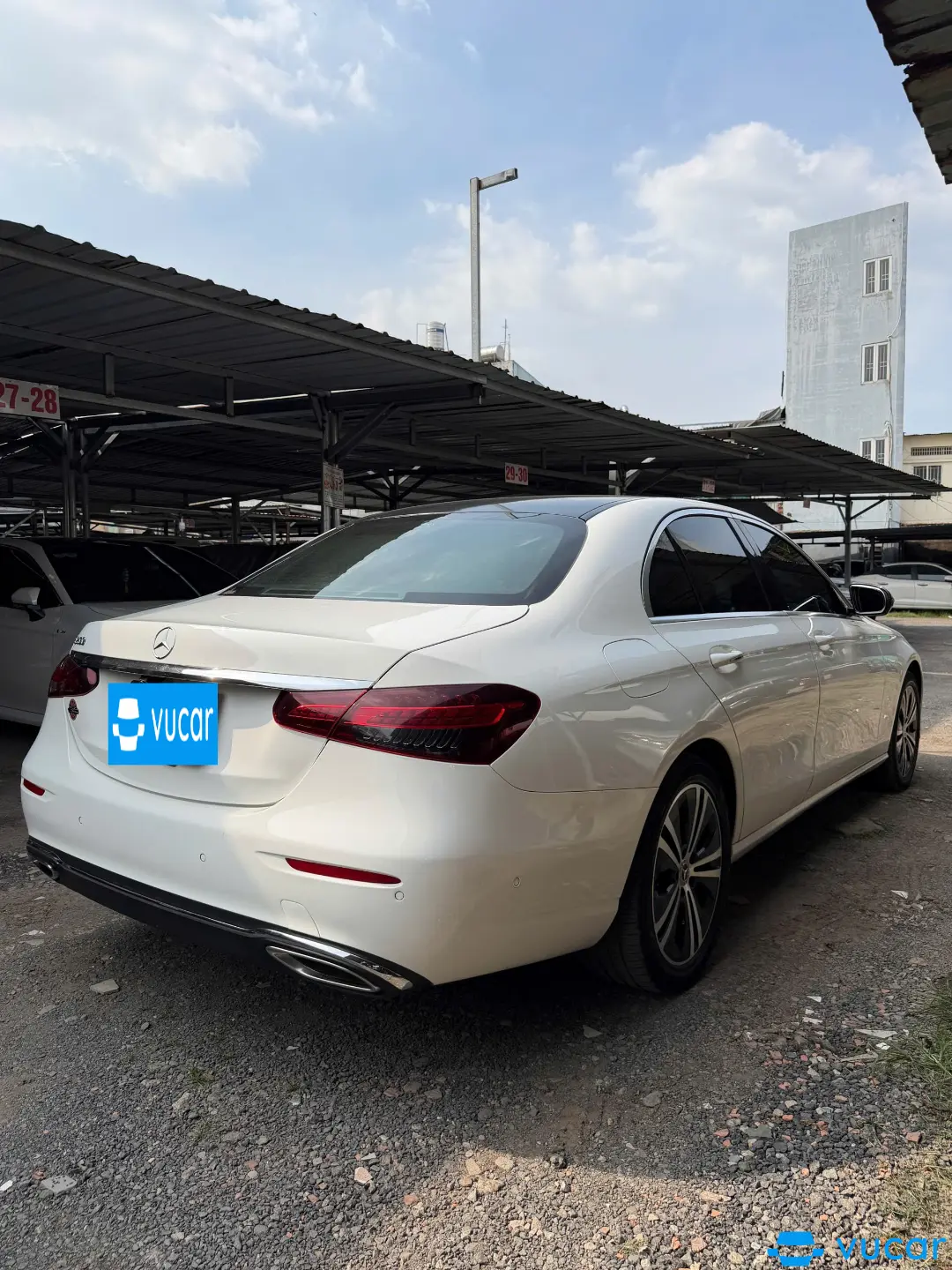 Ảnh xe Mercedes-Benz E-Class E 180 2021  - ảnh 4