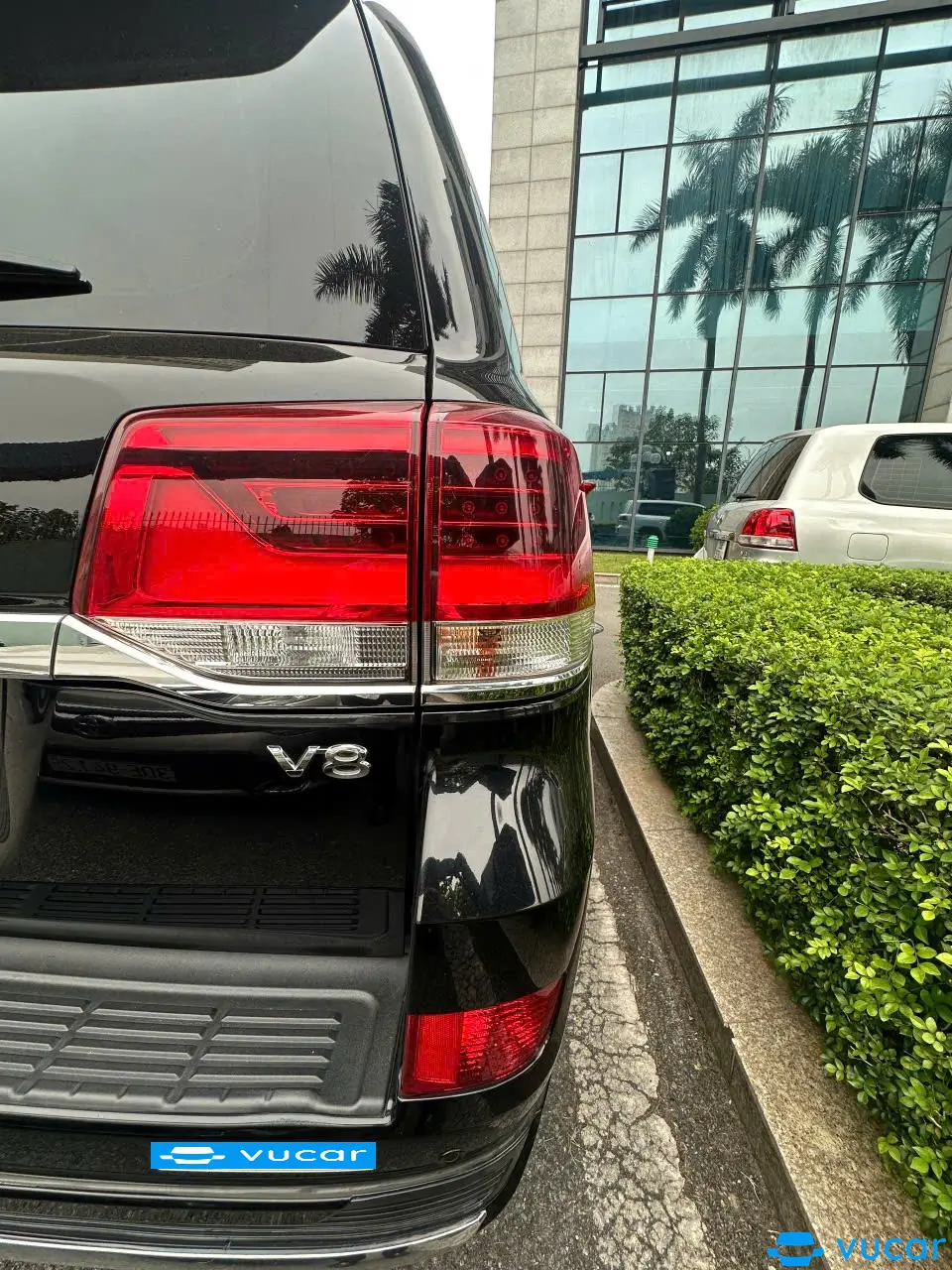 Ảnh xe Toyota Land cruiser 4.6 V8 2020