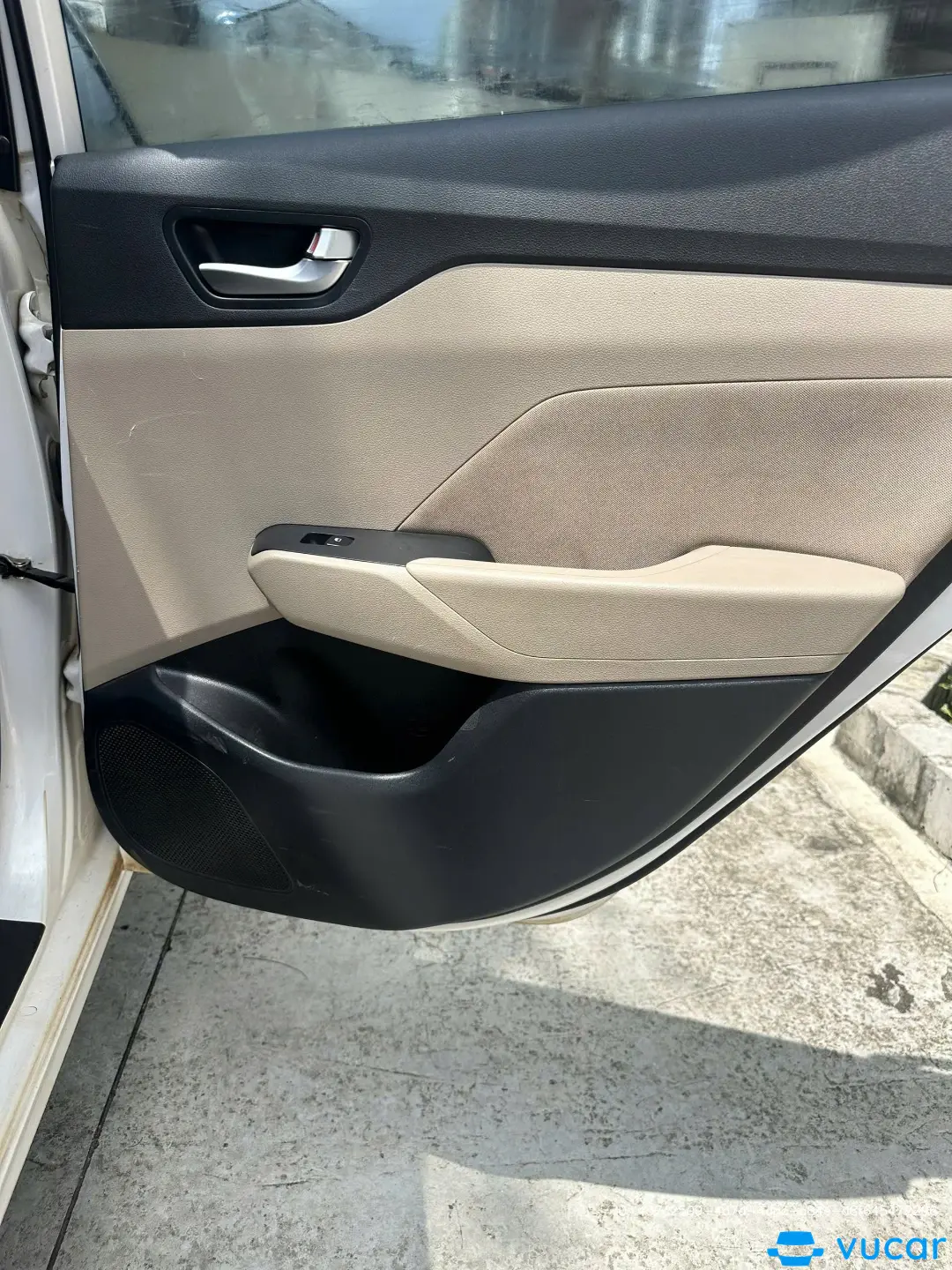 Hyundai Accent 1.4 MT 2018 - Nội thất 13