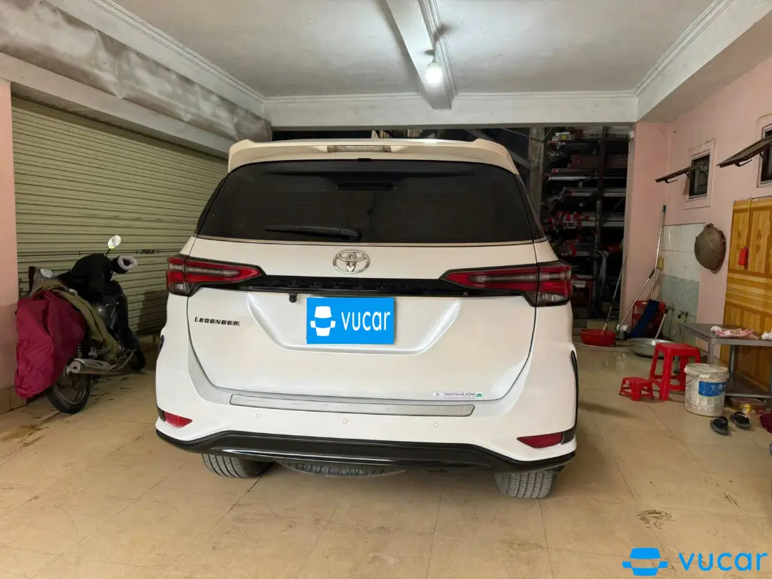 Tyota Legender 4x4 2021 - Ngoại thất 1