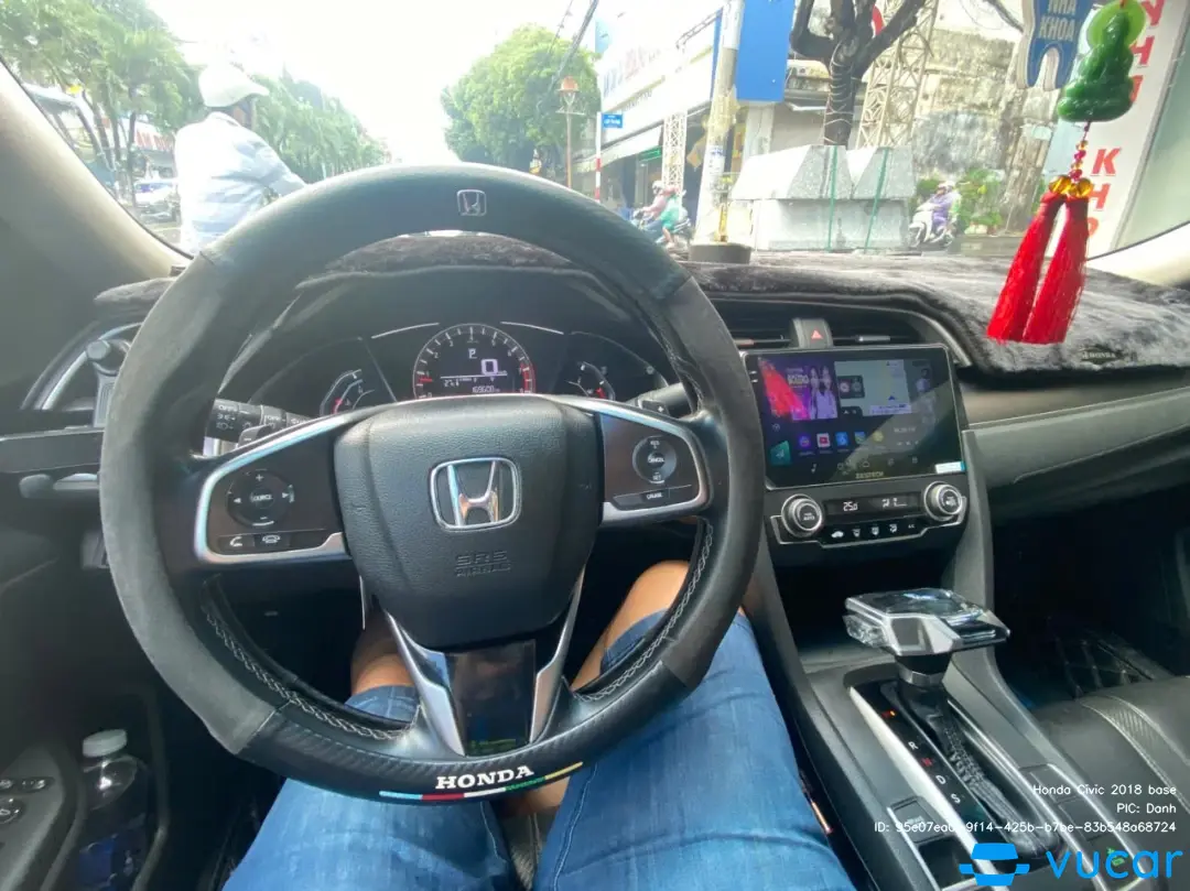 Honda Civic 2018 base - Nội thất 1