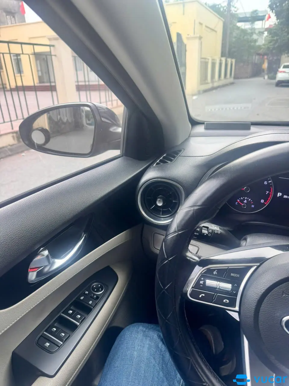 Kia Cerato 1.6 AT Luxury 2020 - Nội thất 2