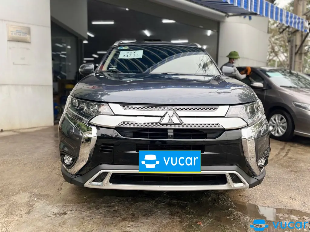 Ảnh xe Mitsubishi Outlander 2020