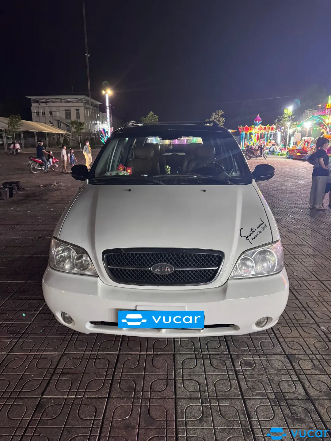 Kia Carnival 2006 - Ngoại thất 4