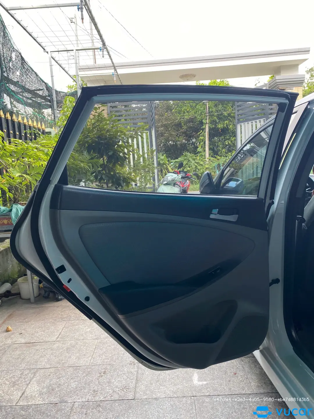 Hyundai Accent 1.4 AT 2014 - Nội thất 10