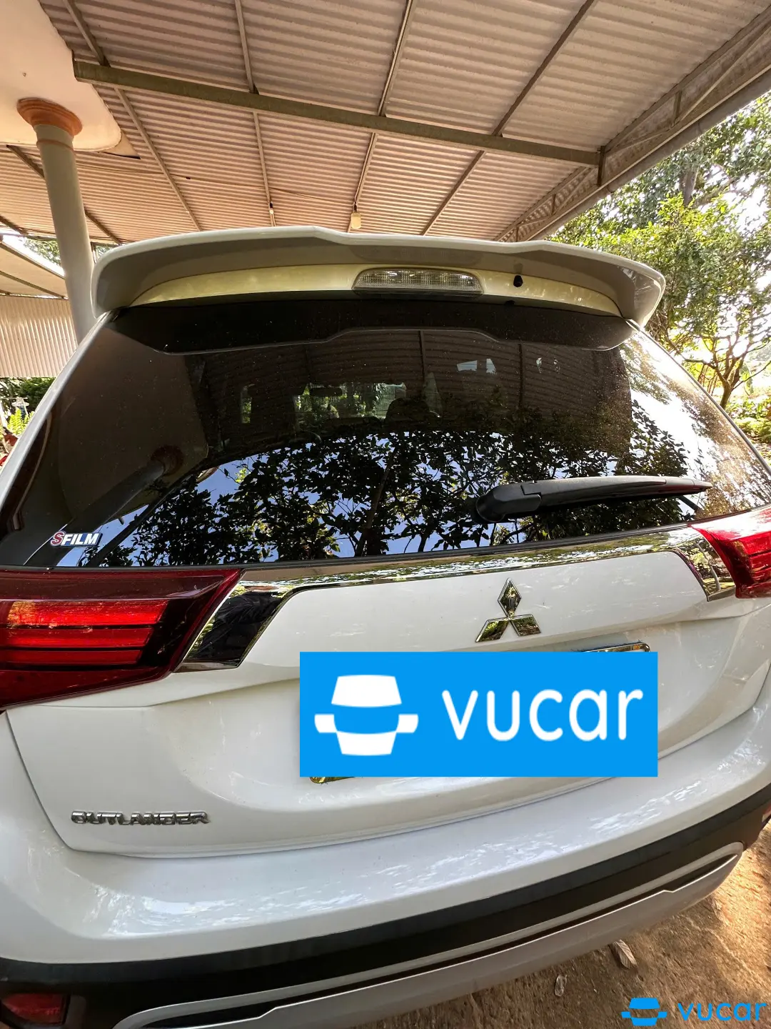 Mitsubishi Outlander bản thường 2021 - Ngoại thất 1