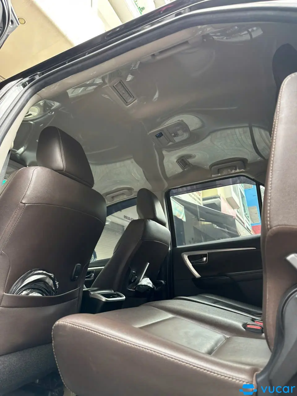 Toyota Fortuner 2019 2.7V 4x2 AT - Nội thất 5