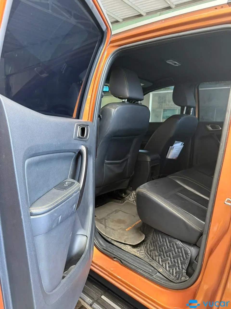 0937336888 bán xe bán tải ford - Nội thất 11