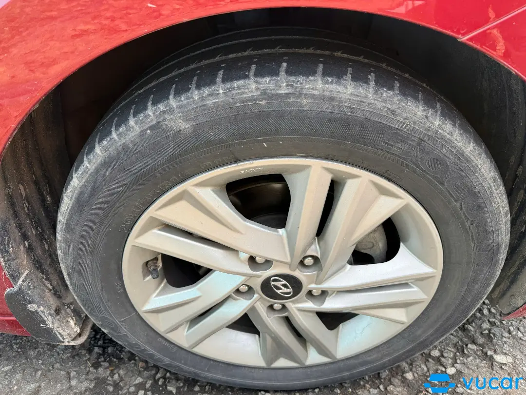 Hyundai Elantra 1.6 AT 2020 - Ngoại thất 8