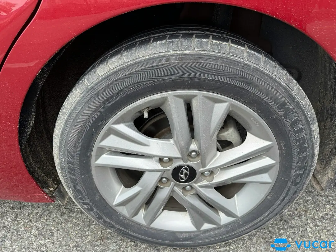 Hyundai Elantra 1.6 AT 2020 - Ngoại thất 9