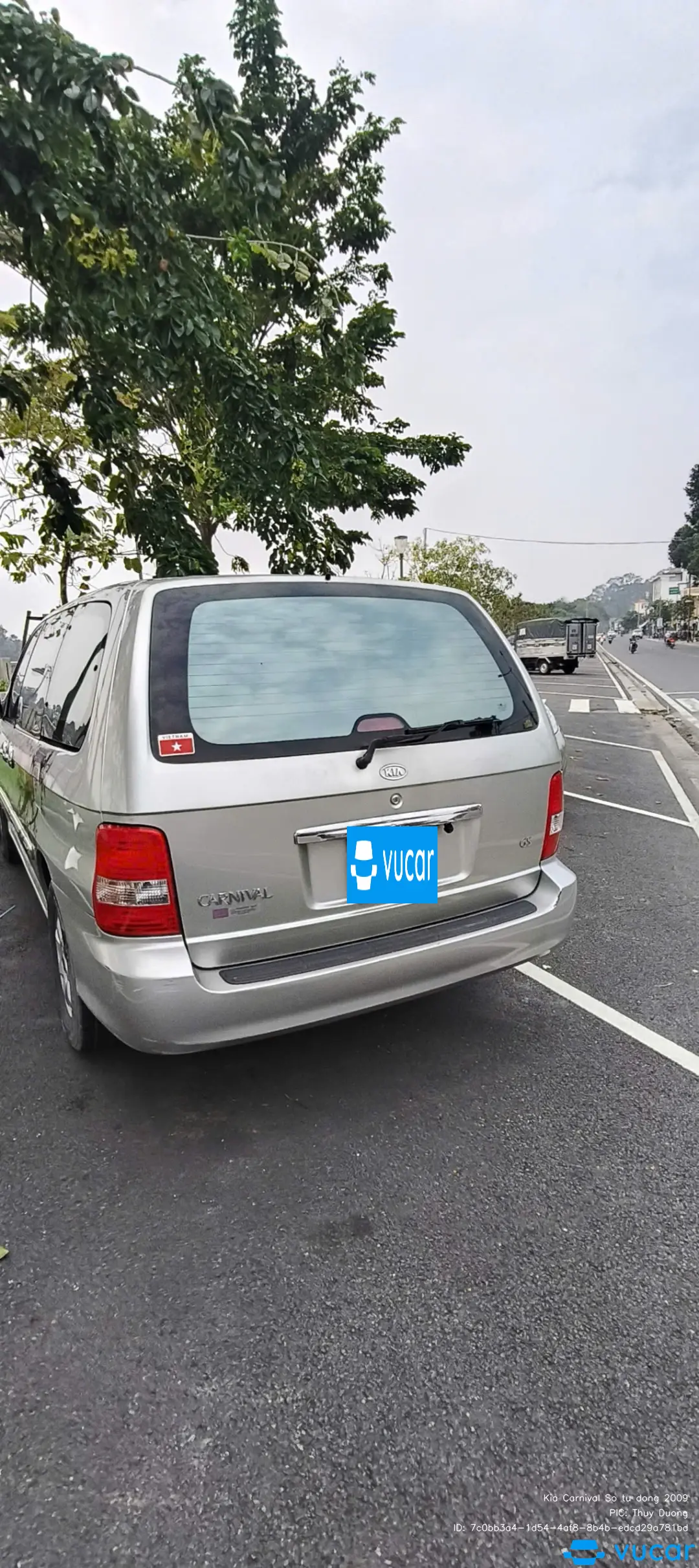 Kia Carnival Số tự động 2009 - Ngoại thất 29