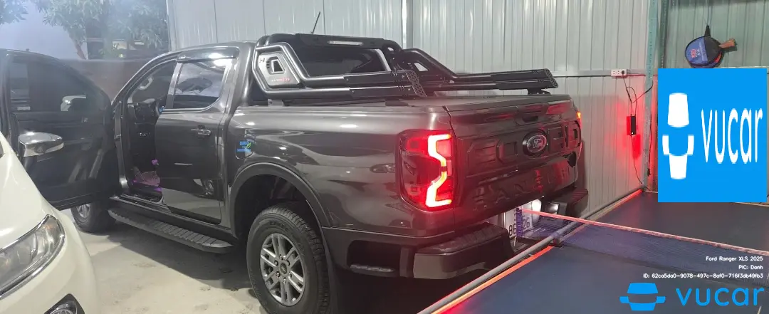 Ford Ranger XLS 2025 - Ngoại thất 2