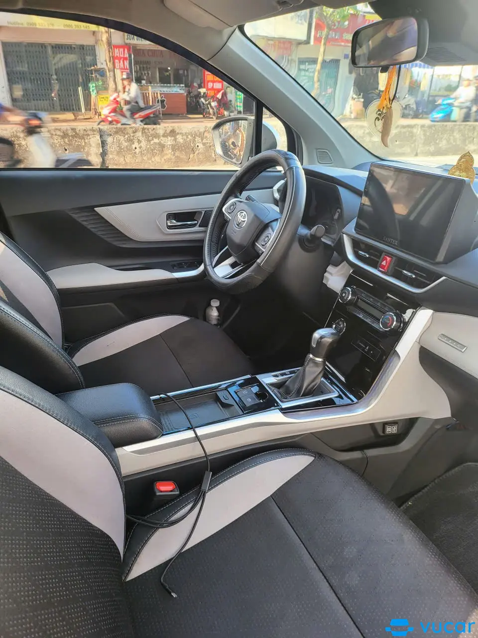 Toyota Veloz Cross Top 2022 - Nội thất 1