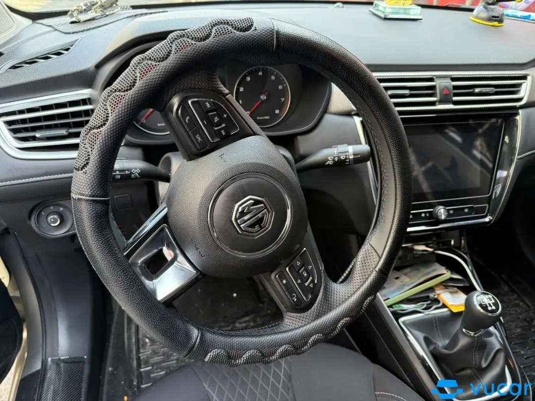 MG 5 1.5 MT 2024 - Nội thất 6