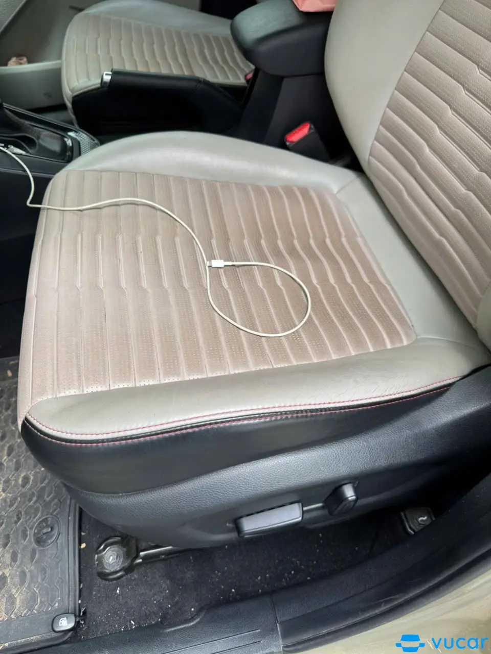 Kia Sonet Premium 1.5 AT 2022 - Nội thất 13
