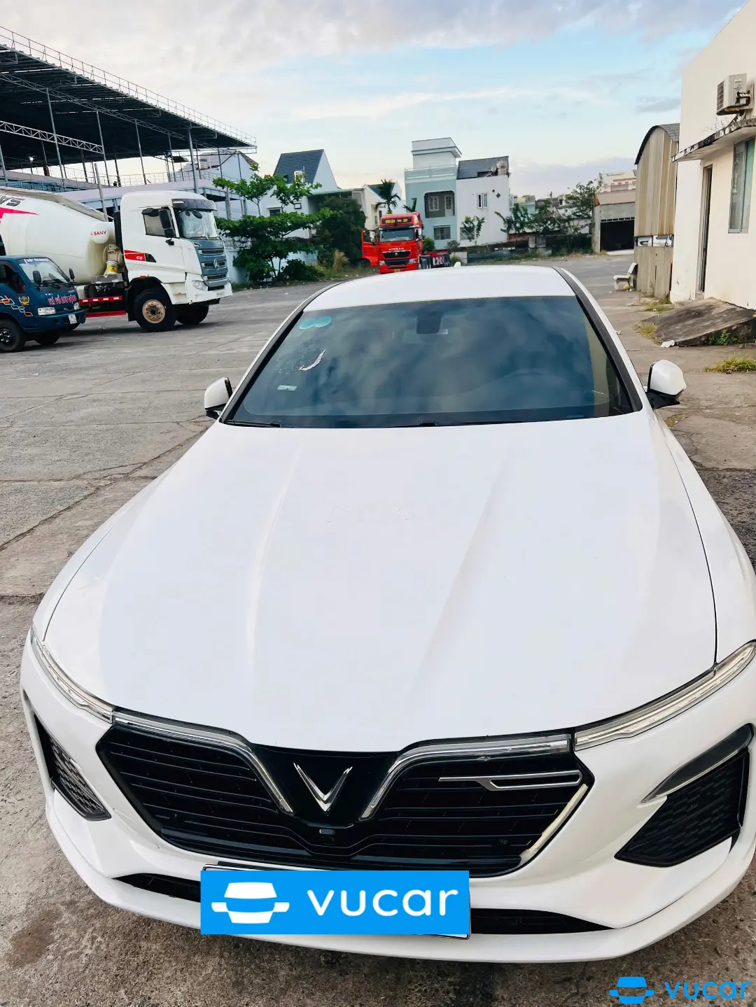 Ảnh xe VinFast Lux a 2.0 Base 2022