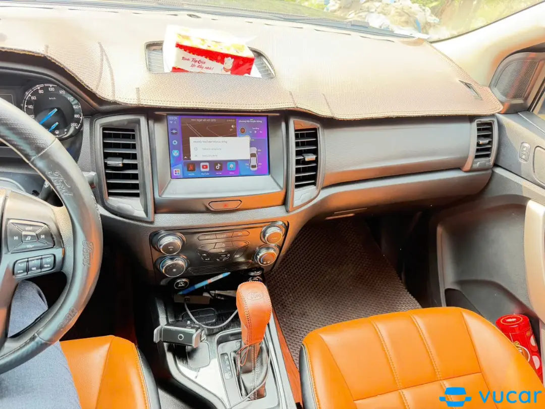 Ford Ranger 2021 XLS 2.2L 4x2 AT - Nội thất 6