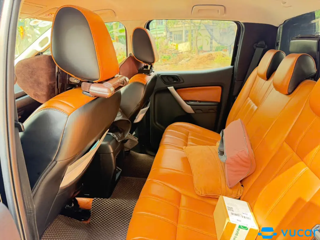 Ford Ranger 2021 XLS 2.2L 4x2 AT - Nội thất 1