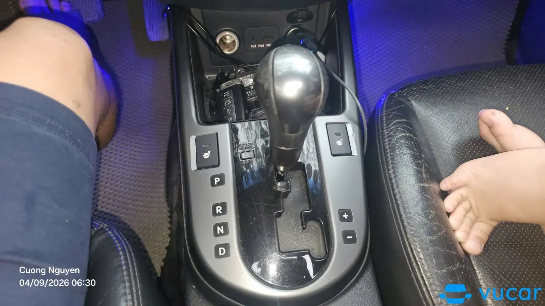 Kia Forte SLi 1.6 AT 2009 - Nội thất 4