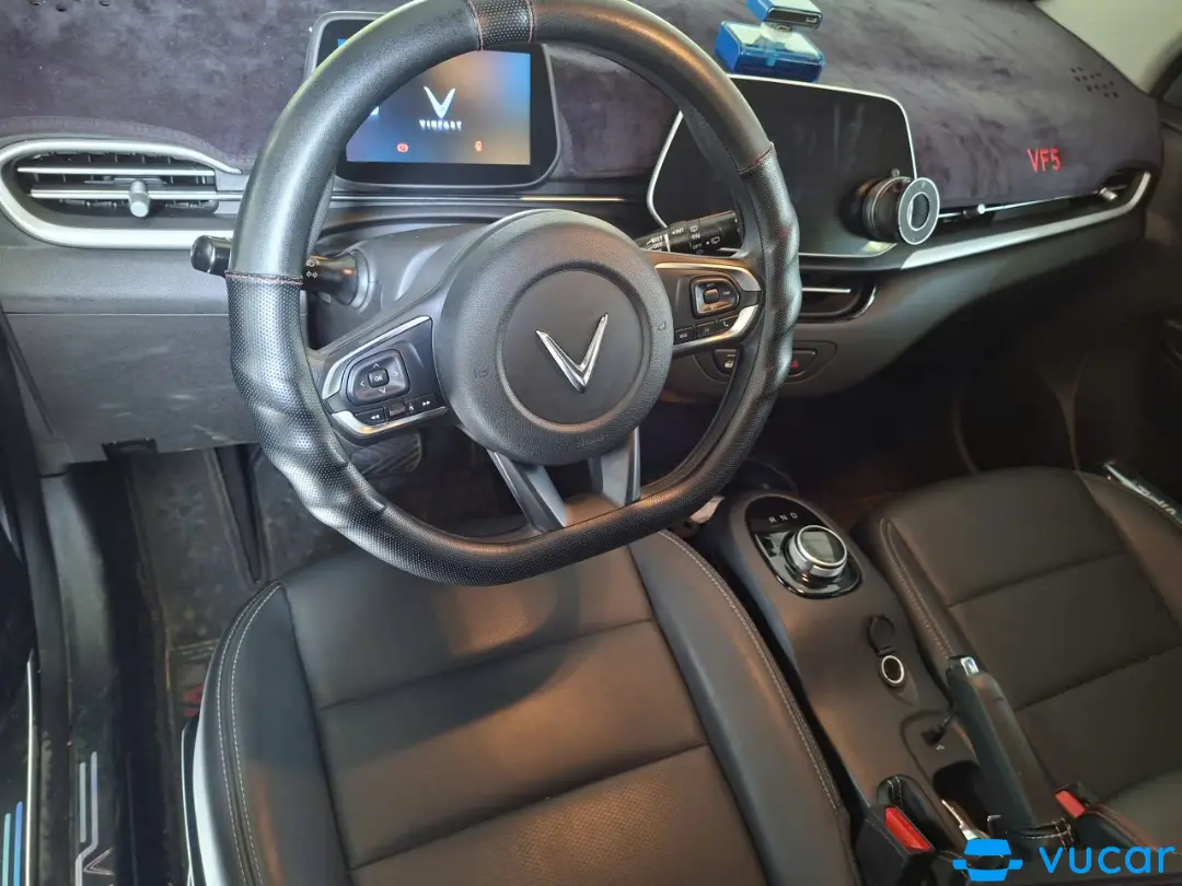 vf5 đời 2025 - Nội thất 2