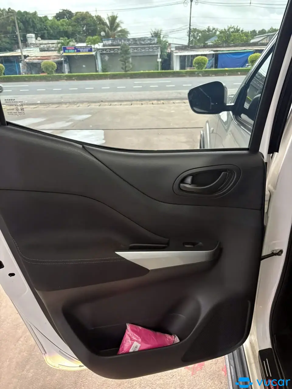 Nissan Navara EL 2.3 AT 2WD 2024 - Nội thất 5