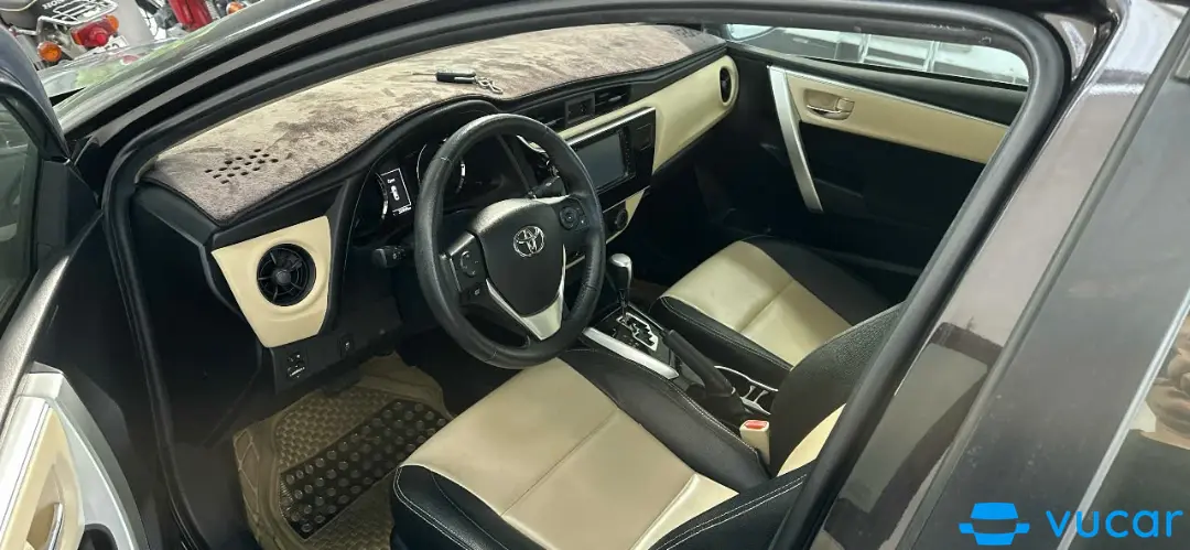 Toyota Corolla altis 1.8E AT 2017 - Nội thất 2