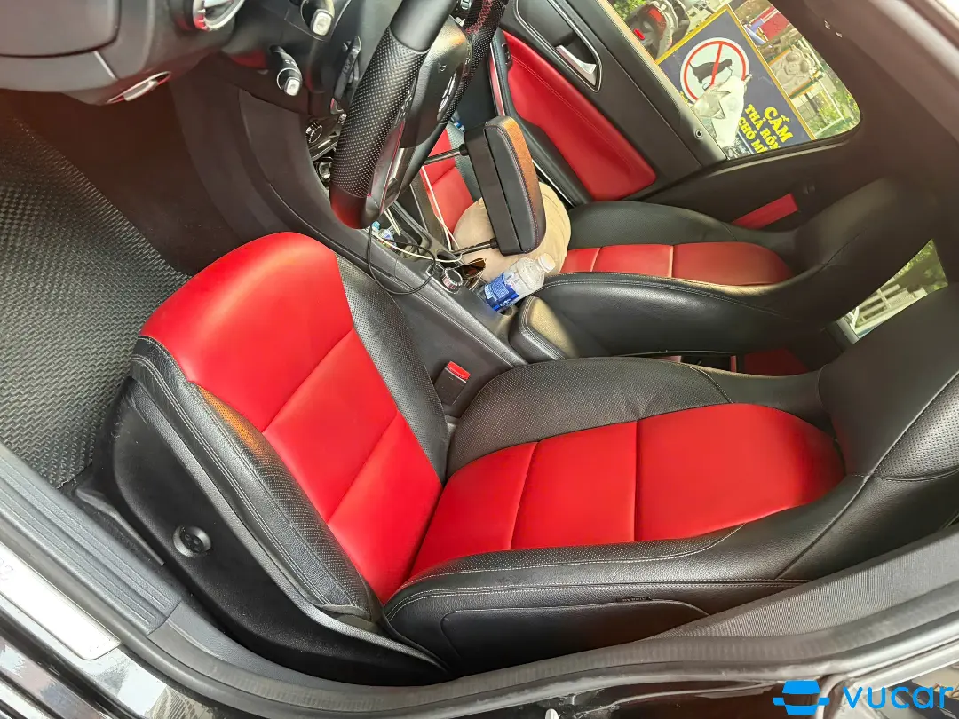 Mercedes Cla class CLA 250 4Matic 2014 - Nội thất 3