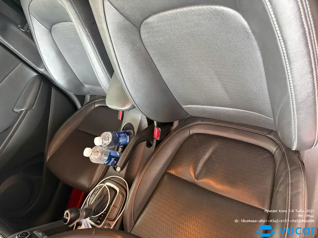 Hyundai Kona 1.6 Turbo 2021 - Nội thất 8