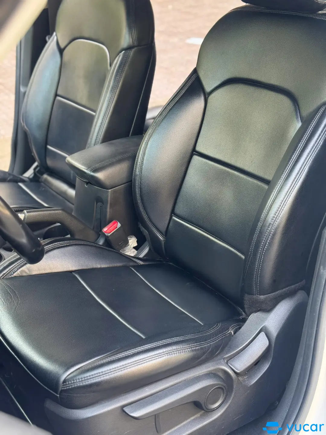 Kia Rondo GAT 2016 - Nội thất 5