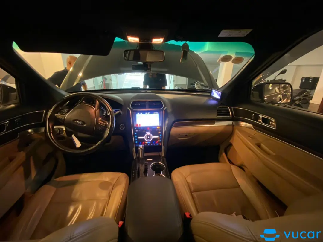 Ford Explorer Limited 2.3L EcoBoost 2016 - Nội thất 3