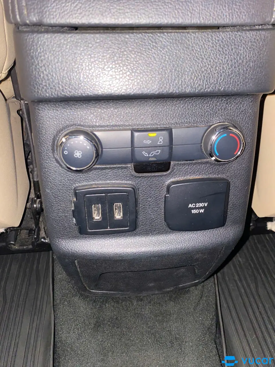 Ford Explorer Limited 2.3L EcoBoost 2016 - Nội thất 2
