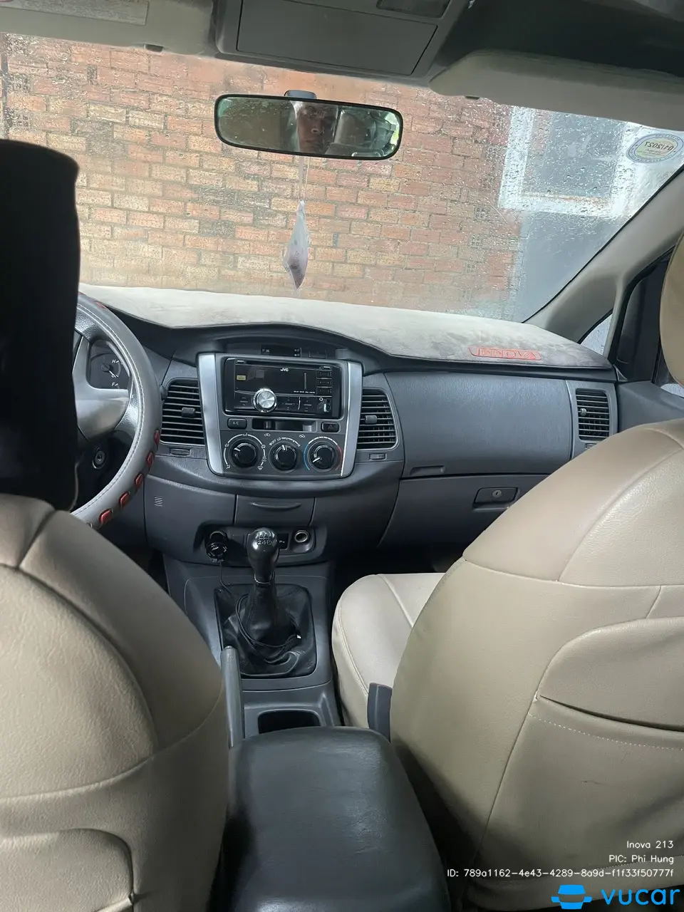 Toyota Innova 2.0E 2013 - Nội thất 3