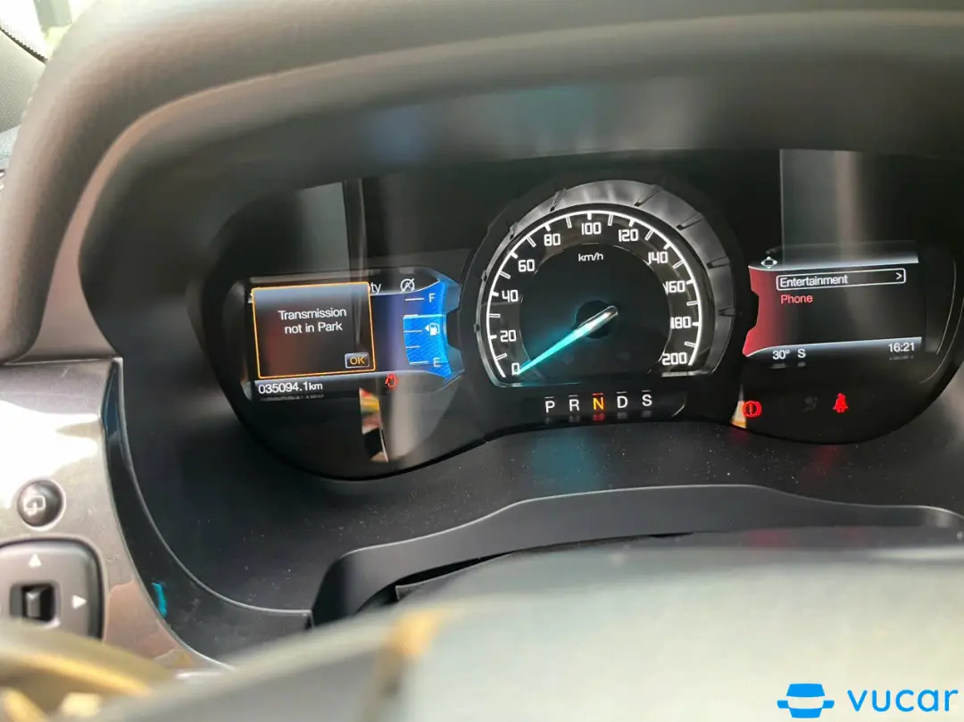 Ford Everest Titanium Biturbo 4x2 2022 - Nội thất 3