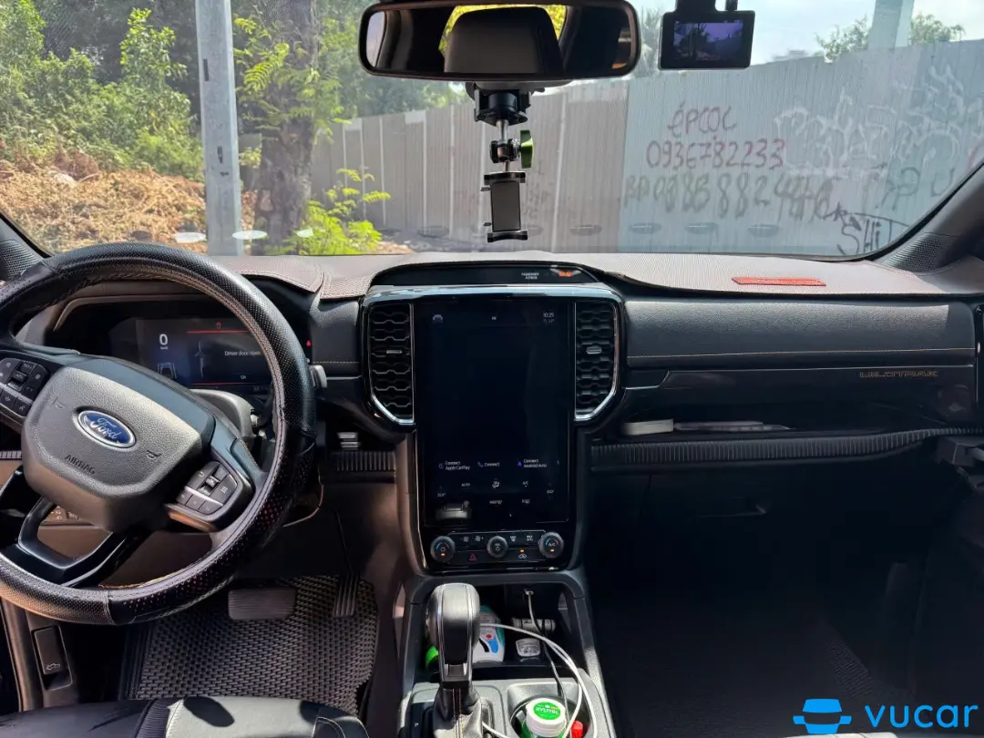 Ford Ranger Wildtrak 2.0L 4x4 AT 2023 - Nội thất 1