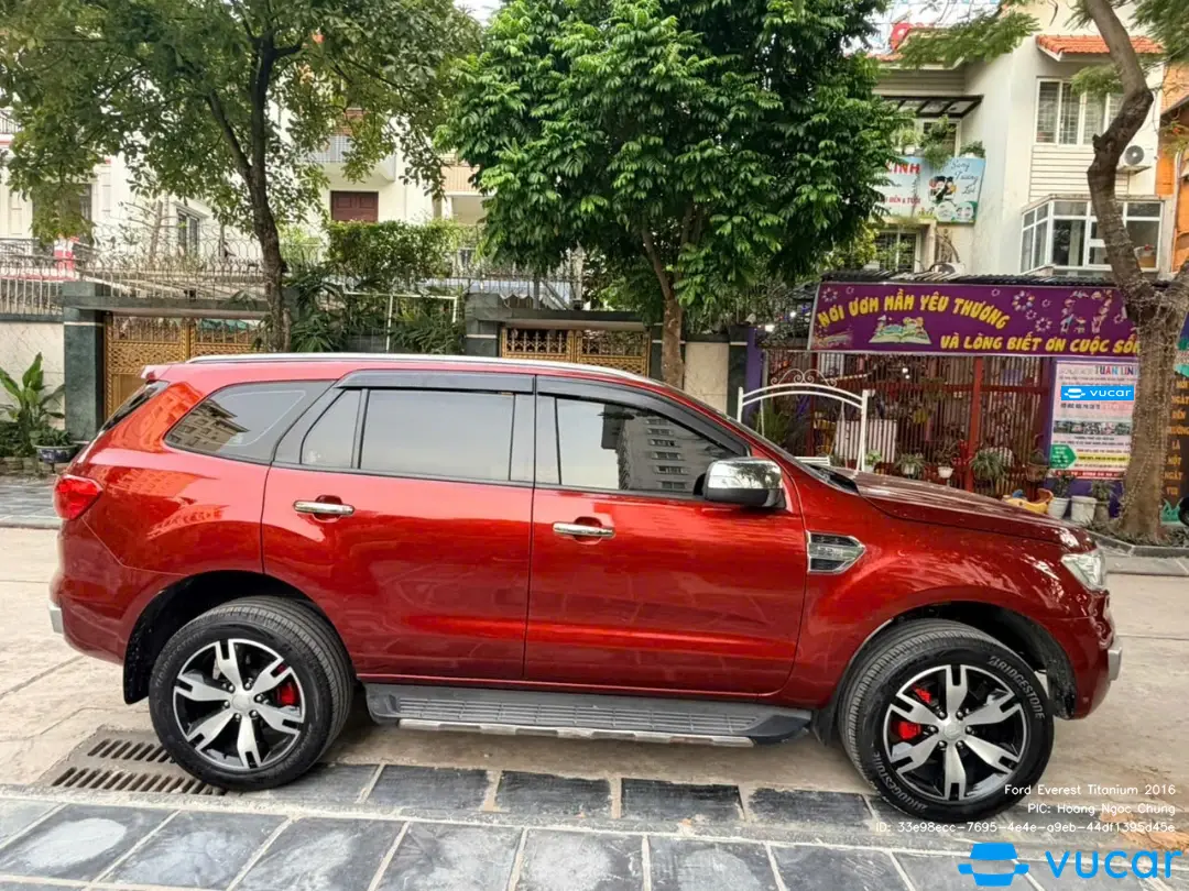 Ford Everest Titanium 2.2L 4x2 AT 2016 - Ngoại thất 23