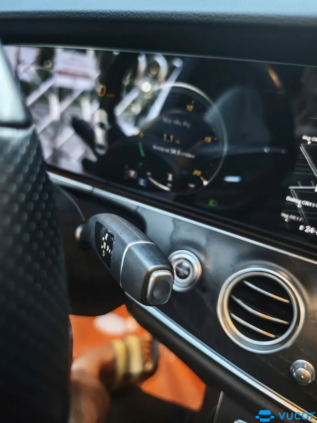 Mercedes E class E300 AMG 2024 - Nội thất 22