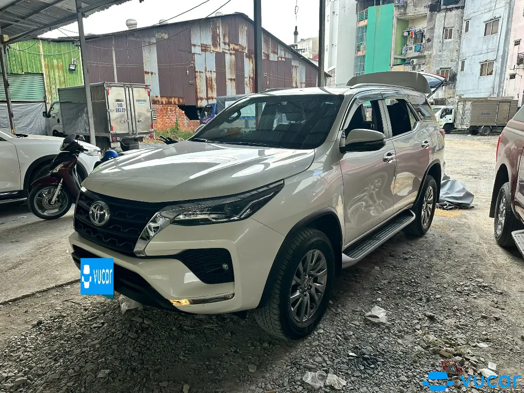 Ảnh xe Toyota Fortuner 2.7V 4x2 AT 2021
