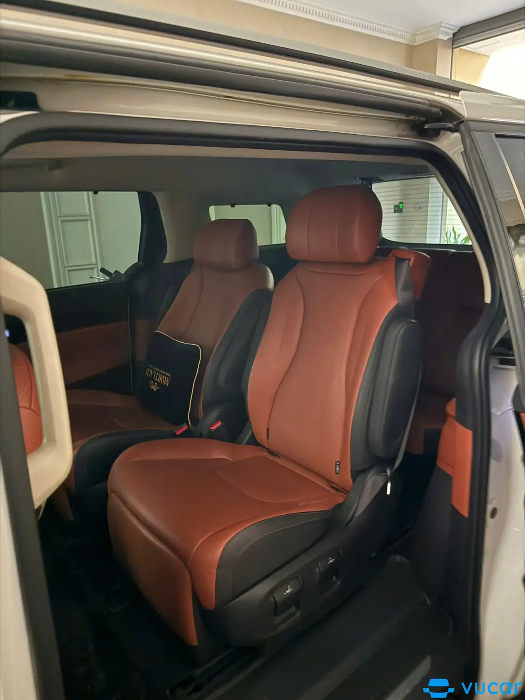 Kia Carnival Premium 2.2D 2022 - Nội thất 2
