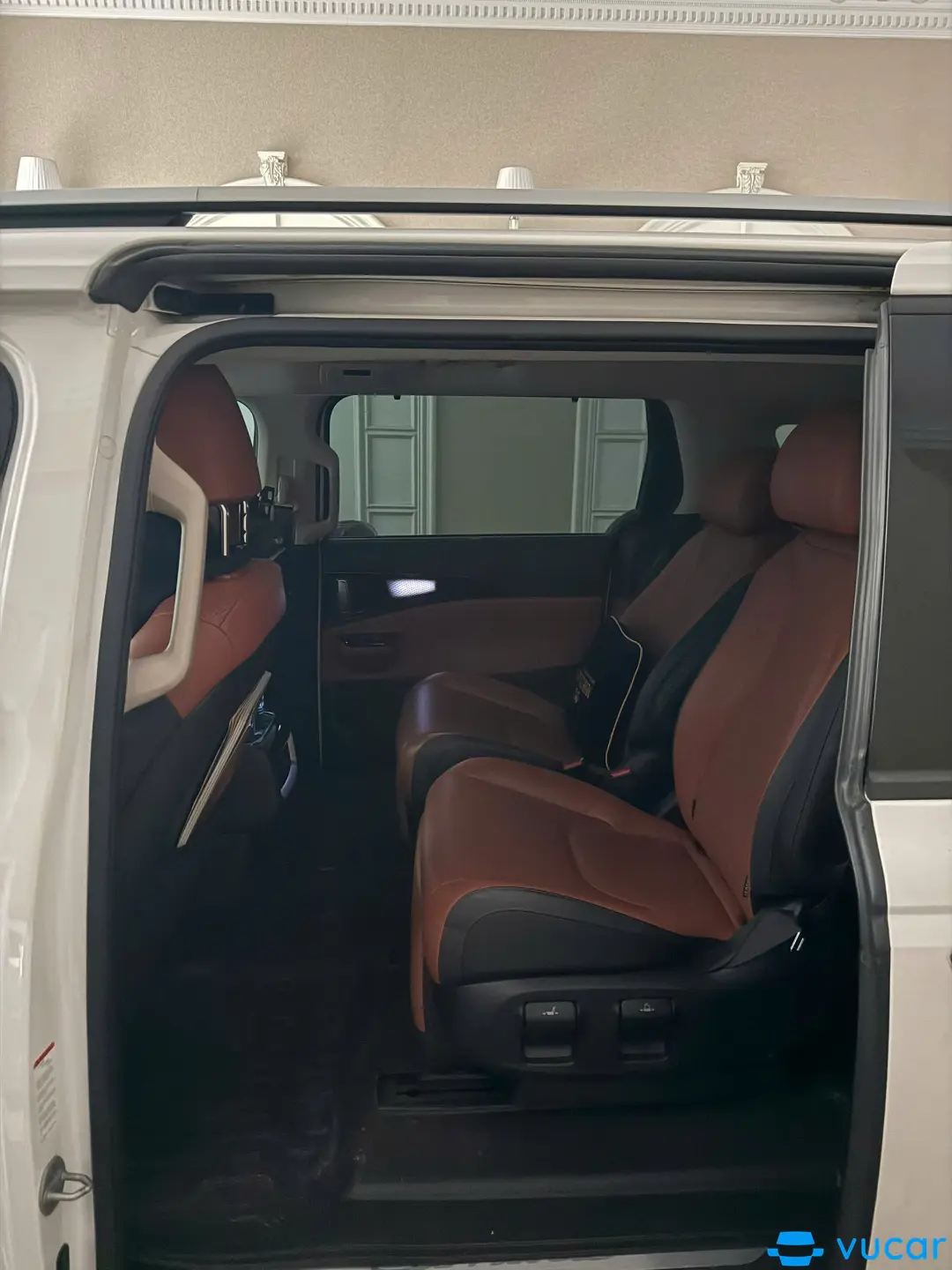 Kia Carnival Premium 2.2D 2022 - Nội thất 3