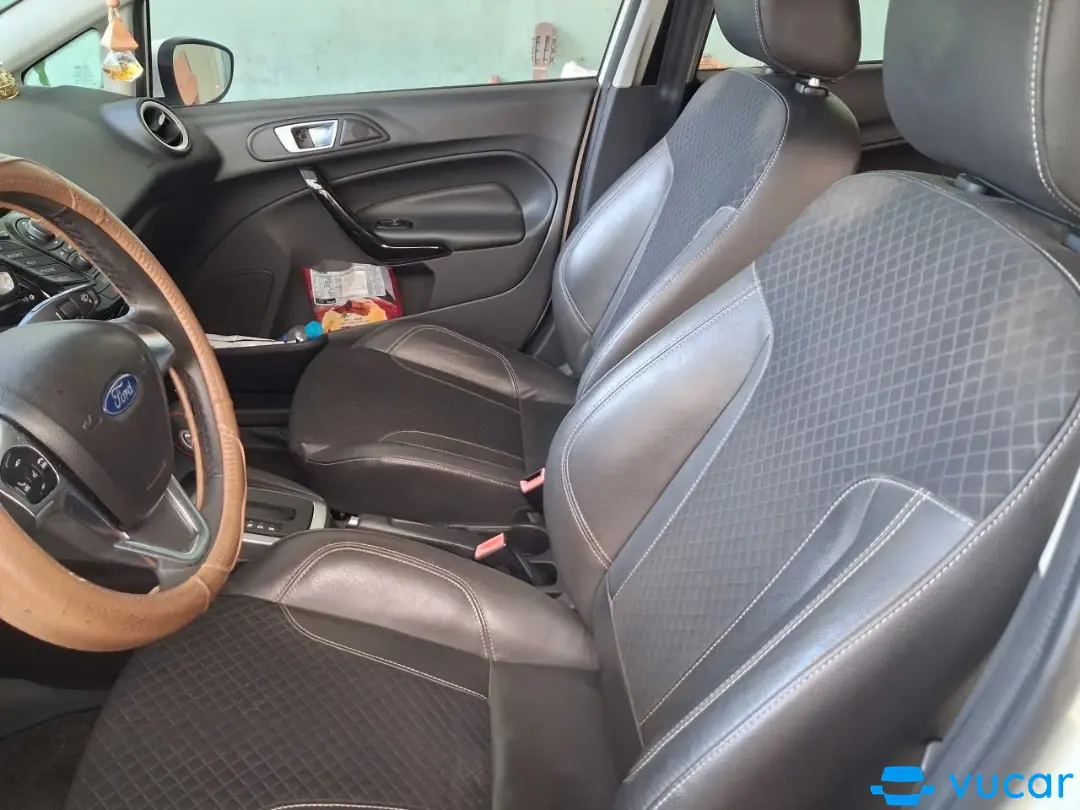 Ford Fiesta S 1.5 AT 2015 - Nội thất 5