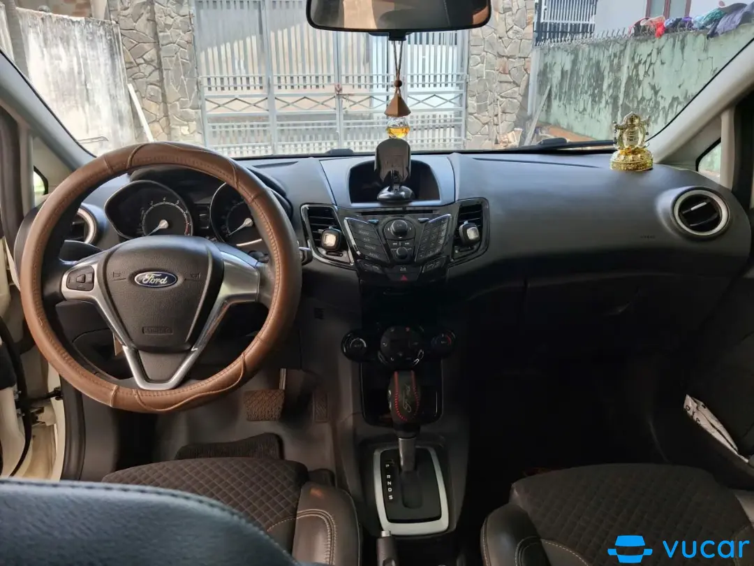 Ford Fiesta S 1.5 AT 2015 - Nội thất 6