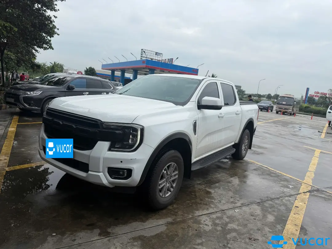 Ảnh xe Ford Ranger XLS 2.0L 4x2 AT 2025